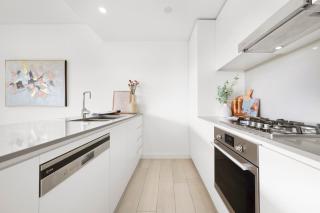 Bright & Elegant 2BR with 2 Parking in Mascot - Sídney - 1