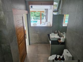 8 Bedroom Monkey Villa Room 203 - 4