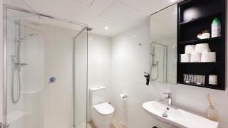 27 Little Collins 2B2B by GoodLive - 5