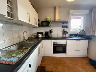 Grand Studio Duplex à Cambo, Animaux Acceptés, Terrasse, Parking, Internet - FR-1-495-147 - Cambo-les-Bains - 2