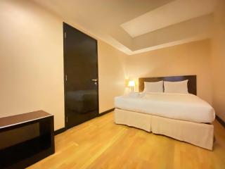 Comfort Living 2BR at Braga City Walk Apartment By Travelio - Bandung - 8