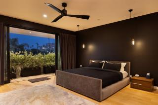 The Bella Villa Venice Beach - luxury interior design - spa and terrace - Los Angeles - 6