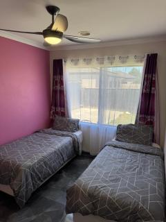 Mahzan on Dromana Room 4 - Truganina - 0
