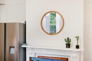Cozy 1BR Apartment in Ashfield Easy Access to City - Sydney - 4