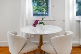 Cozy 1BR Apartment in Ashfield Easy Access to City - Sydney - 7