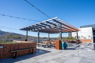 Modern Apartment next to Canberra Centre - 5