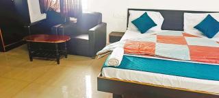 Savanur Deluxe Lodge - 2