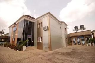 Room in Lodge - Lois Hotels Ltd Makurdi - Makurdi - 8