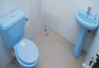 Room in Lodge - Sheriffyt Royale Hotel and Suites - Ikorodu - 8