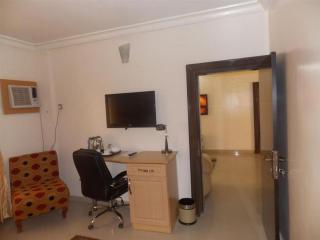 Room in Lodge - Ayalla Hotels and Suites - Abuja - 5
