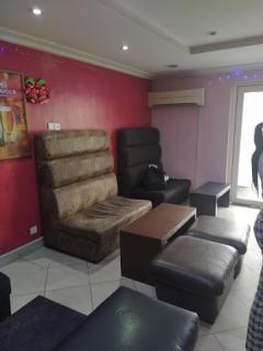Room in Lodge - Prince Of Anthony 1960 Hotel - Lagos - 1