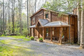 Hemlock Hideaway on the Creek - Nearby creek cozy hot tub and much more - Blue Ridge - 6