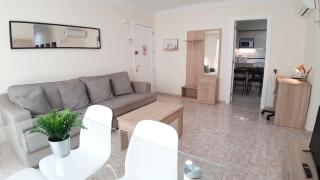 Charming 3-Bedroom Apartment in Corralejo, Lanzarote - 2