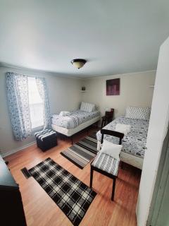 Room in Guest room - Black-white Rm By Yale U - New Haven - 9
