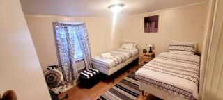 Room in Guest room - Black-white Rm By Yale U - New Haven - 1