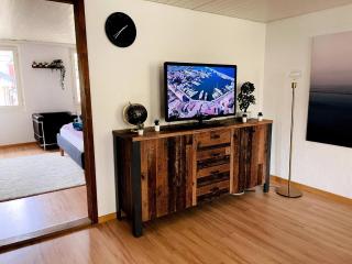 Newly furnished beautiful old building apartment in the center with Apple TV - St. Gallen - 8