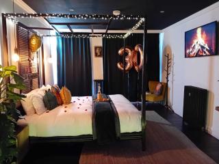 The Penny Black Apartment With Indoor Hot Tub - Slamannan - 0