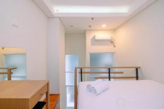 Minimalist Loft Studio at Apple 1 Condovilla Apartment By Travelio - Jakarta - 1
