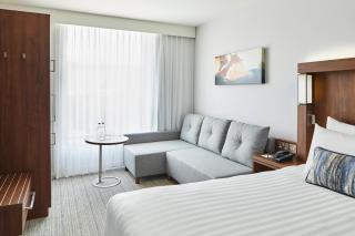 Courtyard by Marriott Luton Airport - Luton - 4
