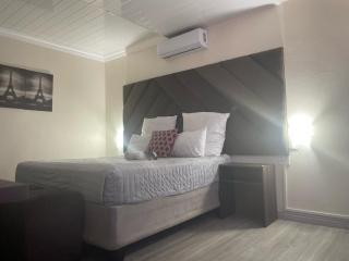 Moko lodge - Bloemfontein - 3