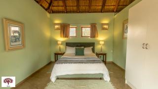 Zebula Golf and Wildlife Estate - Walk of the Eland Pax 12 - Moi Signature Luxury villa - 4