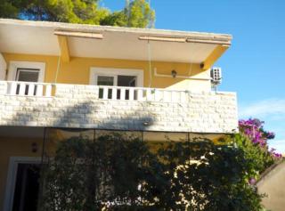 Beachfront Apartments Plaža - Ivan Dolac - 0