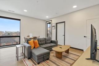 CozySuites Mass w parking lounge & roof deck #26 - Indianápolis - 9