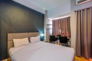 Cozy Living and Homey Studio Apartment at Margonda Residence 5 By Travelio - Depok - 6