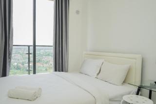 Elegant and Homey Studio at Sky House BSD Apartment By Travelio - Tangerang - 0