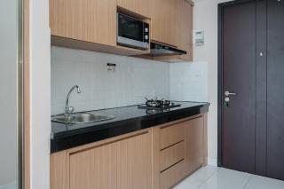 Comfort and Cozy Studio at Casa De Parco Apartment By Travelio - Tangerang - 4