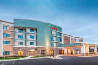 Courtyard by Marriott Bismarck North - Bismarck - 0