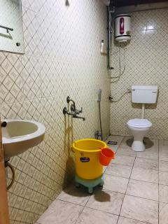 Chinmay Lodging - Kolhapur - 8