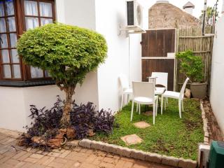 Sleepers Villa Guesthouse - 6