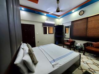 Karachi Guest House - 1
