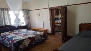 Karoo Uitsig Guesthouse - 1