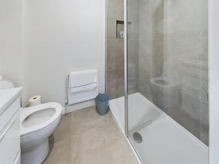 Bright and Cozy 1 Bedroom Apartment in Belfast - 4