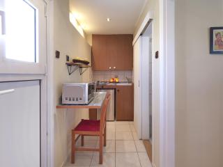 Charming Industrial Studio with a Serene Ambiance - Atene - 4