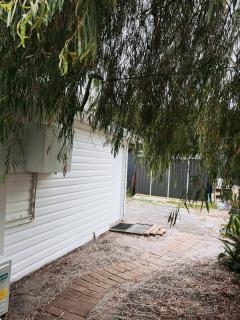 Hargraves Beach Guesthouse 50m to beach - 3