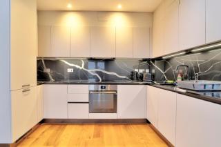 Modern 3 bedroom penthouse duplex apartment - Rayleigh - 5