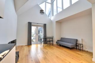 Modern 3 bedroom penthouse duplex apartment - Rayleigh - 4