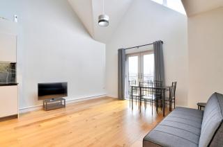 Modern 3 bedroom penthouse duplex apartment - Rayleigh - 6