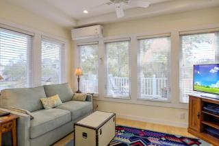 15 Pelican Bay by AvantStay Close to Beach and Pool - 4