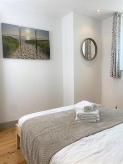 The Old Coach House: Luxury Harbourside Apartment - Bristol - 4