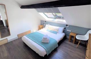 The Old Coach House: Luxury Harbourside Apartment - Bristol - 6