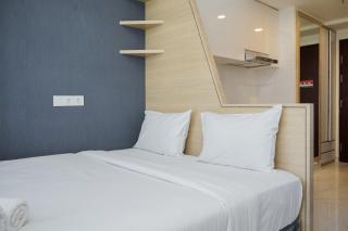Comfortable and Simply Studio at Sky House BSD Apartment By Travelio - Tangerang - 8