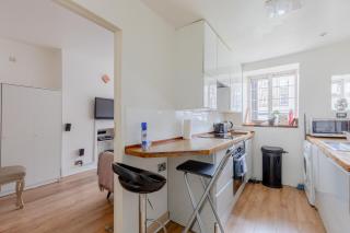 Serene 1BD Flat 7 Mins from Clapham Common - 3