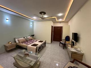 Sikandar Suite 1 - - 8