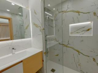 France 105 Super Centrale 2 Pers WiFi AC - 3