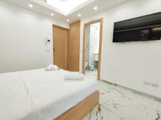 France 105 Super Centrale 2 Pers WiFi AC - 1