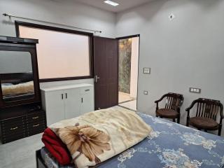 Comphy Home Stay - Dehradun - 2